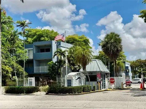 9375 Fontainebleau Boulevard Miami FL 33172