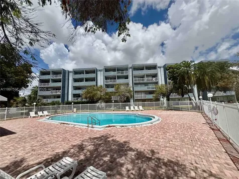 9375 Fontainebleau Boulevard Miami FL 33172