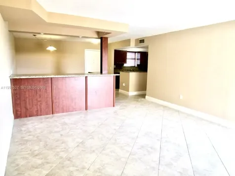 9375 Fontainebleau Boulevard Miami FL 33172