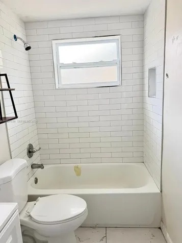 655 Meridian Avenue Miami Beach FL 33139