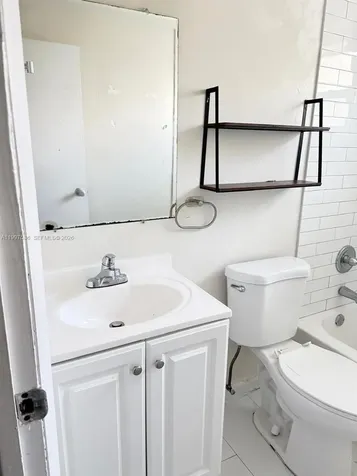 655 Meridian Avenue Miami Beach FL 33139