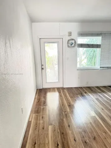 655 Meridian Avenue Miami Beach FL 33139