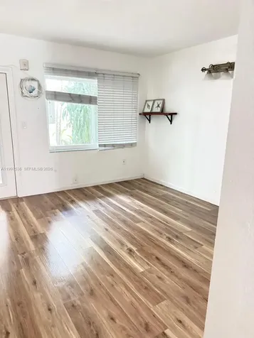 655 Meridian Avenue Miami Beach FL 33139