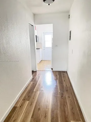 655 Meridian Avenue Miami Beach FL 33139