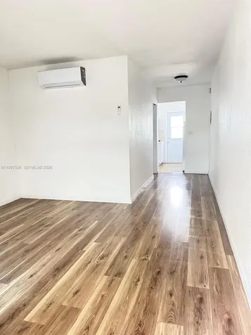 655 Meridian Avenue Miami Beach FL 33139