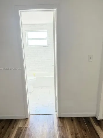 655 Meridian Avenue Miami Beach FL 33139