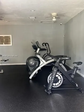 1851 NW 96th Terrace Pembroke Pines FL 33024