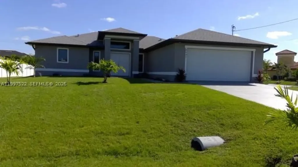 4407 SW 16th Place Cape Coral FL 33914
