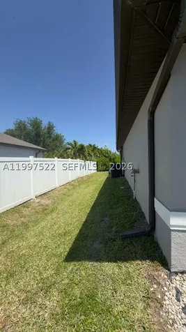 4407 SW 16th Place Cape Coral FL 33914
