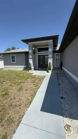 4407 SW 16th Place Cape Coral FL 33194