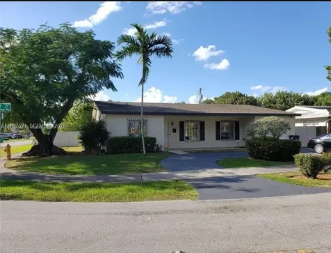 3040 SW 77th Court Miami FL 33155