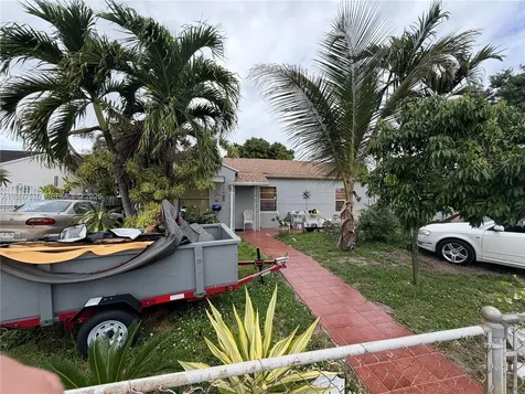671 NE 1st Place Hialeah FL 33010