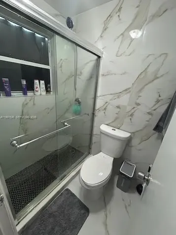 1725 W 60th Street Hialeah FL 33012