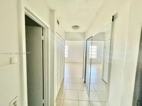 1725 W 60th Street Hialeah FL 33012