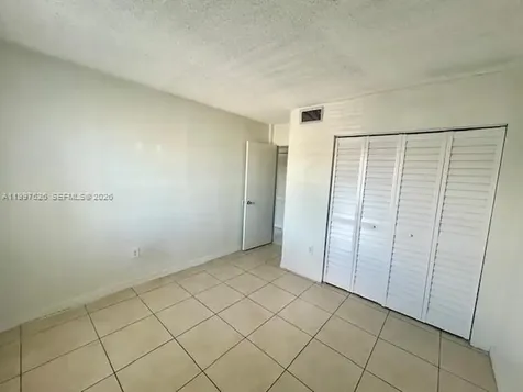 1725 W 60th Street Hialeah FL 33012