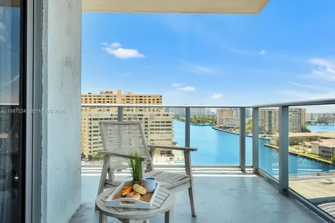 4010 S Ocean Drive Hollywood FL 33019
