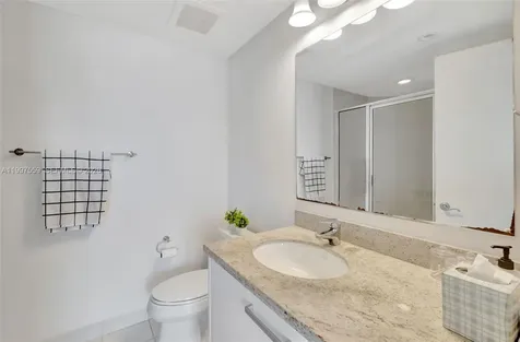185 SW 7th Street Miami FL 33130