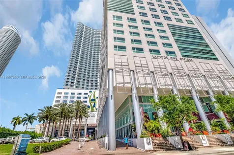 185 SW 7th Street Miami FL 33130