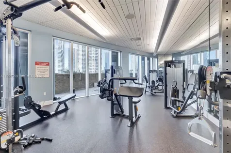 185 SW 7th Street Miami FL 33130