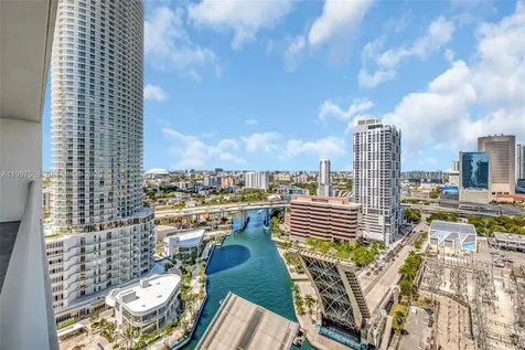 185 SW 7th Street Miami FL 33130