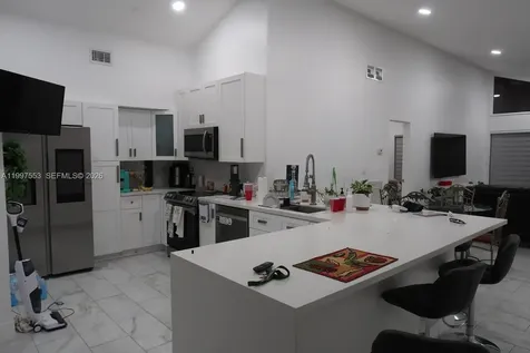 1717 NW 72nd Avenue Plantation FL 33313