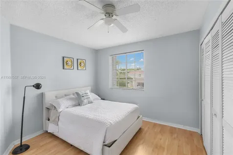 317 SW 191st Terrace Pembroke Pines FL 33029