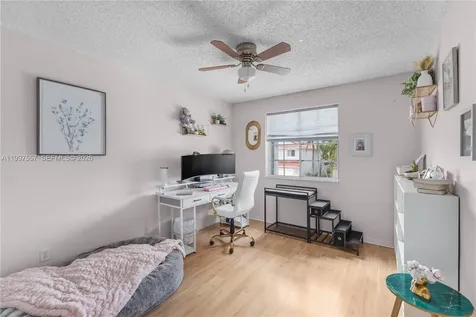 317 SW 191st Terrace Pembroke Pines FL 33029