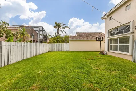 317 SW 191st Terrace Pembroke Pines FL 33029