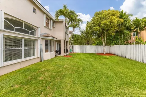 317 SW 191st Terrace Pembroke Pines FL 33029