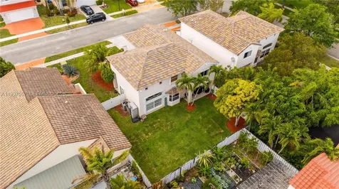 317 SW 191st Terrace Pembroke Pines FL 33029