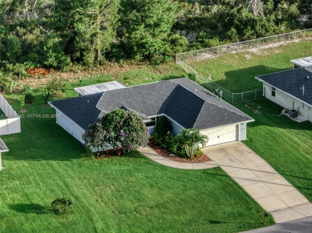 112 Bimini Street NE Lake Placid FL 33852
