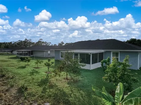 112 Bimini Street NE Lake Placid FL 33852