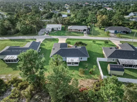 112 Bimini Street NE Lake Placid FL 33852