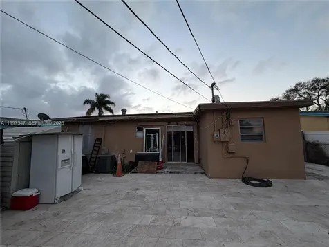 648 NW 2nd Terrace Deerfield Beach FL 33442