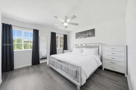 27534 SW 140 Avenue Homestead FL 33032