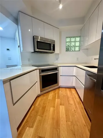 9156 Collins Avenue Surfside FL 33154
