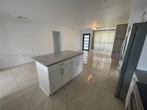 721 SW 69th Avenue Pembroke Pines FL 33023