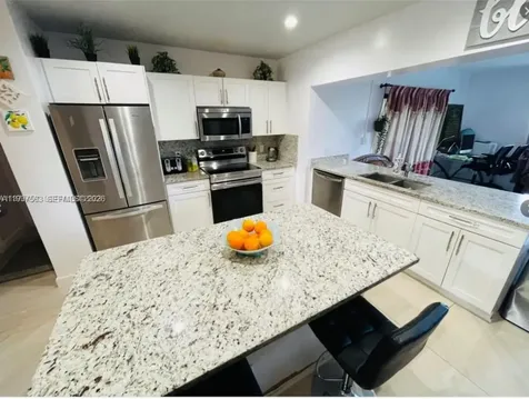 721 SW 69th Avenue Pembroke Pines FL 33023