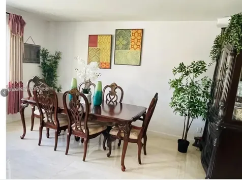 721 SW 69th Avenue Pembroke Pines FL 33023