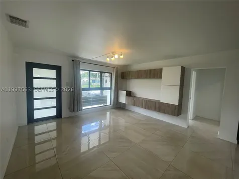 721 SW 69th Avenue Pembroke Pines FL 33023