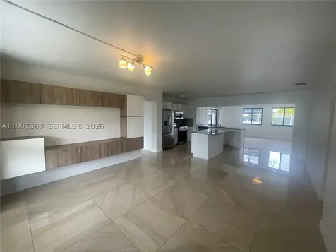 721 SW 69th Avenue Pembroke Pines FL 33023