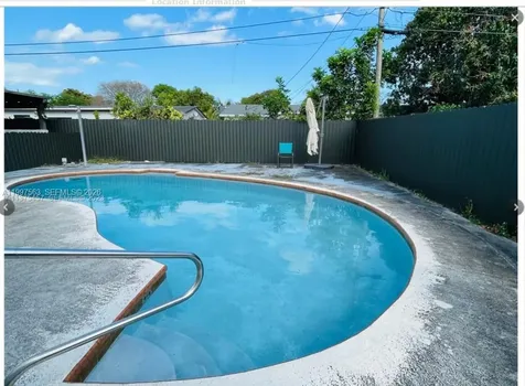 721 SW 69th Avenue Pembroke Pines FL 33023