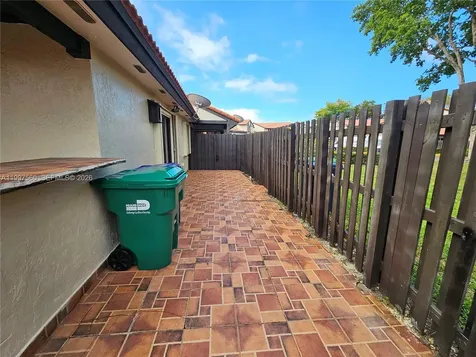 15075 SW 49th Lane Miami FL 33185