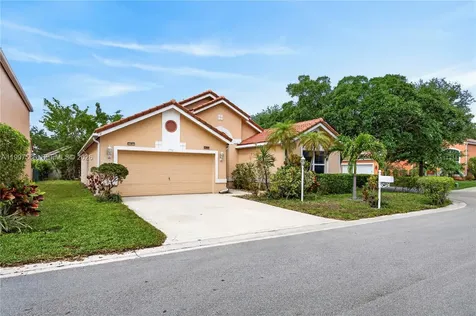 290 NW 116th Terrace Coral Springs FL 33071