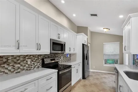 290 NW 116th Terrace Coral Springs FL 33071