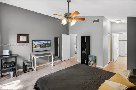 290 NW 116th Terrace Coral Springs FL 33071