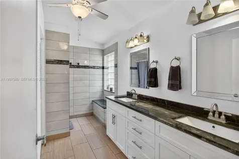 290 NW 116th Terrace Coral Springs FL 33071
