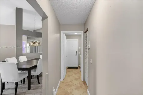 290 NW 116th Terrace Coral Springs FL 33071