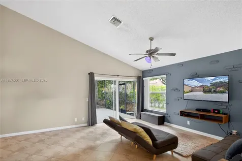 290 NW 116th Terrace Coral Springs FL 33071