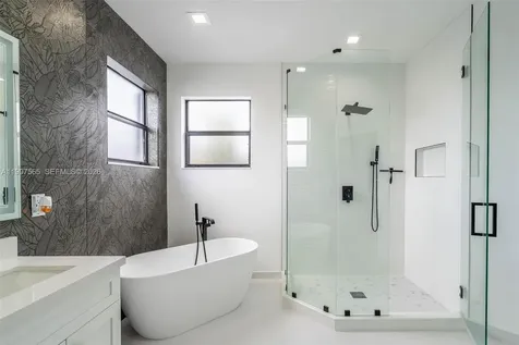 3521 W 92nd Place Hialeah FL 33018